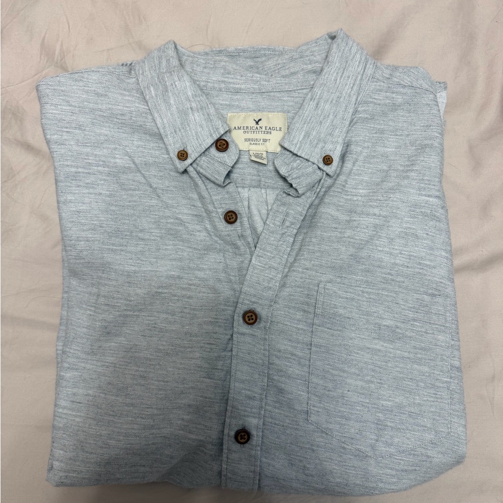 American Eagle Outfitters Men's Light Gray Button Down Shirt